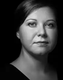 Klementina Savnik.