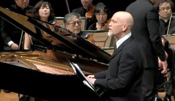 Skärmdump från Youtube-klipp.